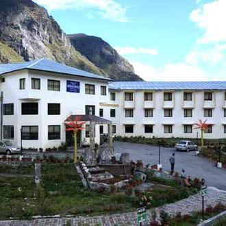 Готель Sarovar Portico Badrinath Джошімат Екстер'єр фото